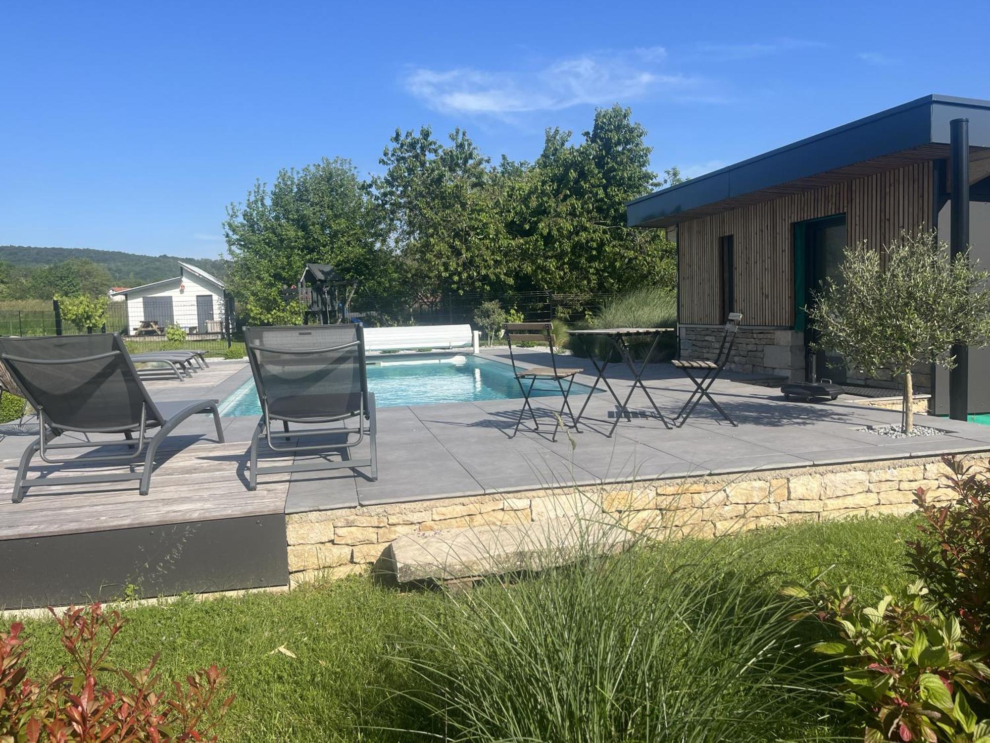 Chouzelot Appart-Hotel N 3 Avec Terrasse, Piscine, Petit-Dejeuner Et Parking Prive מראה חיצוני תמונה