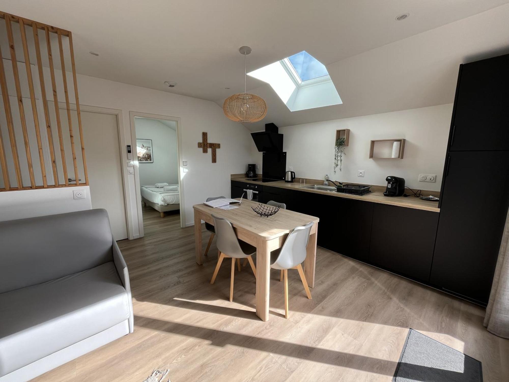 Chouzelot Appart-Hotel N 3 Avec Terrasse, Piscine, Petit-Dejeuner Et Parking Prive מראה חיצוני תמונה